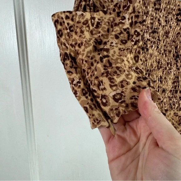 Aritzia Wilfred Penelope Leopard Print Tie Shoulder Smocked Back Camisole Tank - Picture 6 of 8